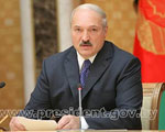 Александр Лукашенко: есть проблемы с заработной платой учителей. Итоги пресс-конференции 17 июня. Фото с официального сайта президента http://www.president.gov.by